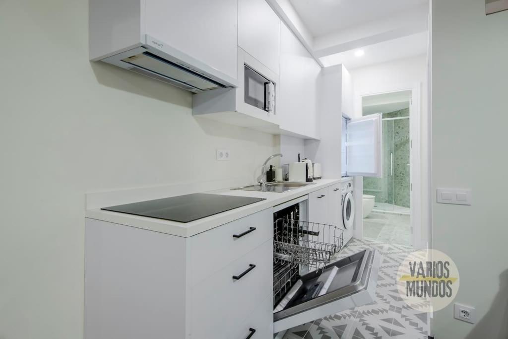 Nuevo Y Centrico Apt 7Px En Plena Plaza Del Carmen E2 Madrid Buitenkant foto