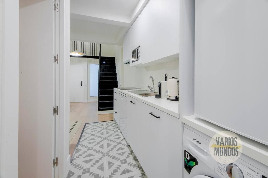 Nuevo Y Centrico Apt 7Px En Plena Plaza Del Carmen E2 Madrid Buitenkant foto
