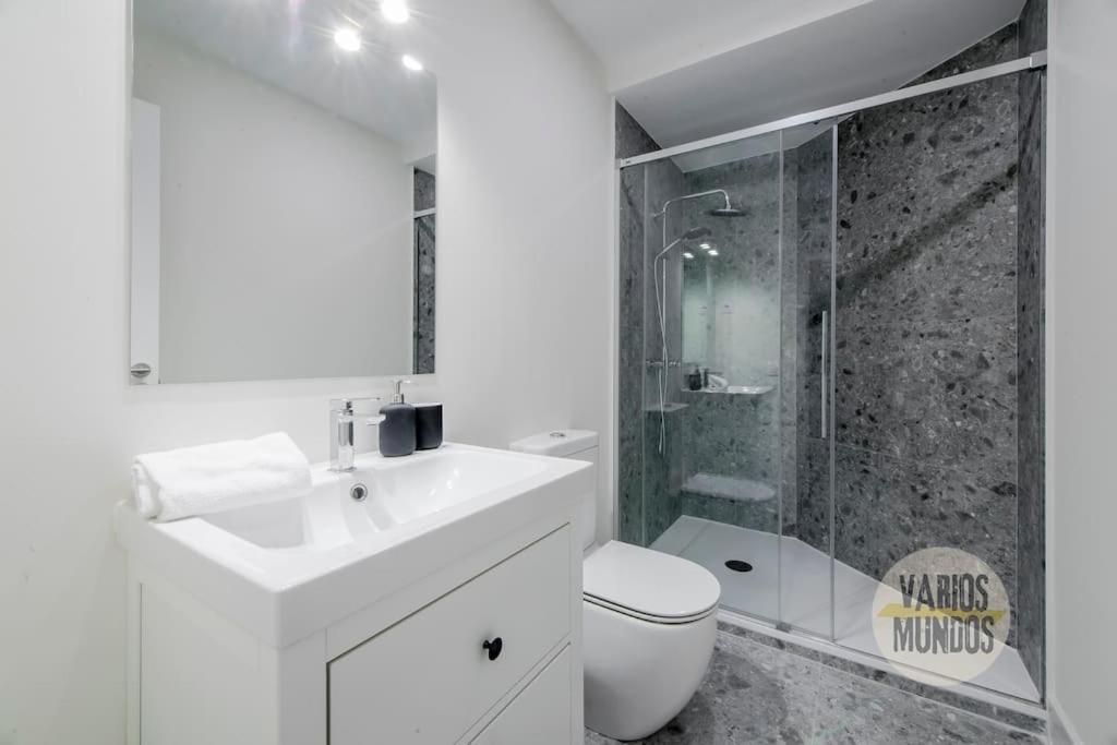Nuevo Y Centrico Apt 7Px En Plena Plaza Del Carmen E2 Madrid Buitenkant foto